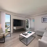 La Jolla Cove Suites